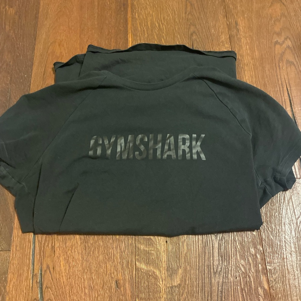 Black Gymshark compression shirt, size small
